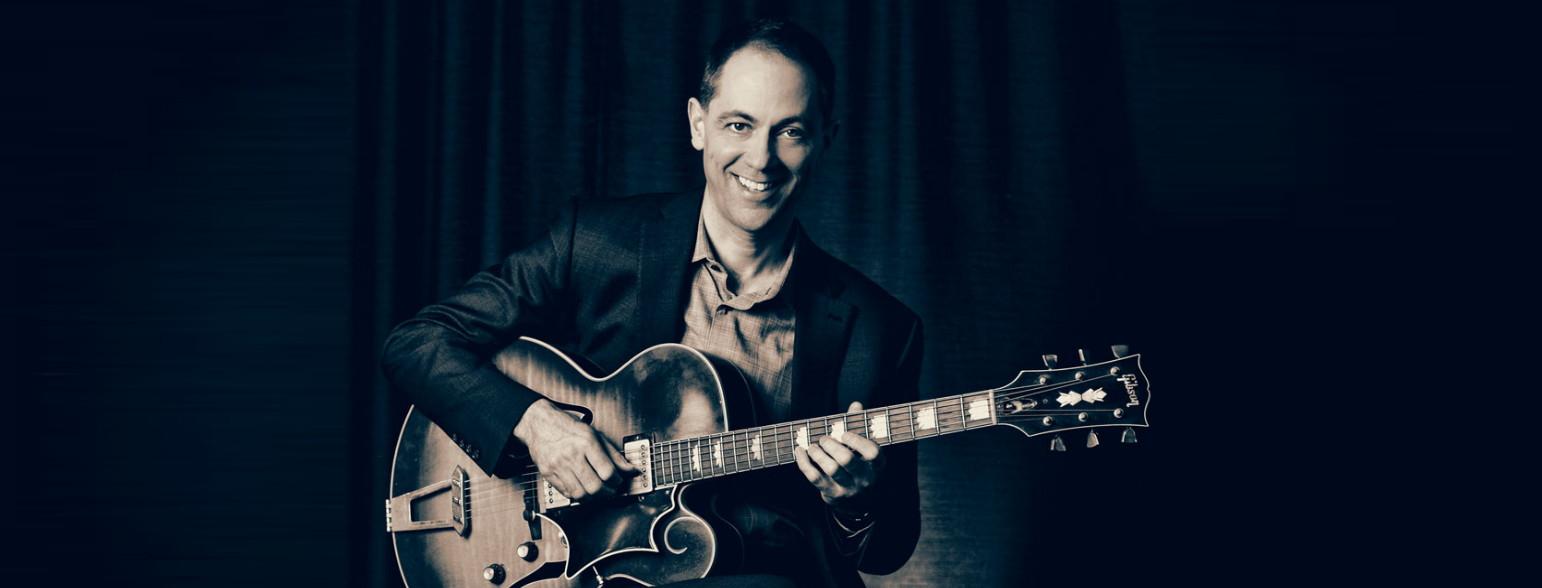 https://andysjazzclub.com/wp-content/uploads/2024/03/Andy-Brown-Guitar-3.jpg