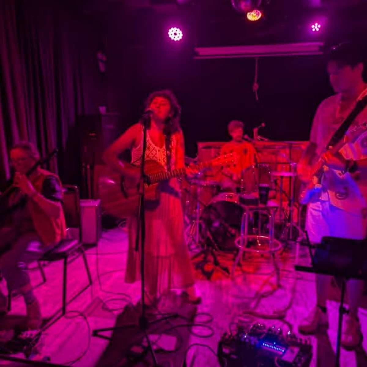 https://colesbarchicago.com/wp-content/uploads/2025/07/etix-Sunflower_676311751625764.jfif