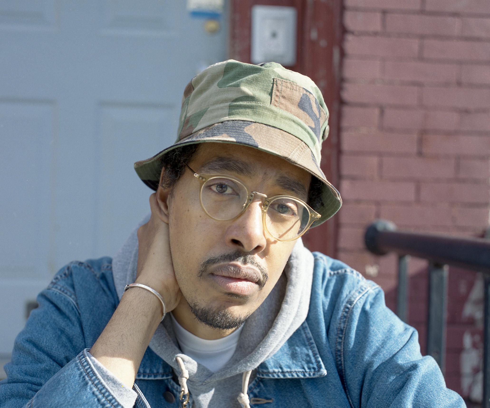 https://d1ct6yhiw4gple.cloudfront.net/wp-content/uploads/2025/06/Oddisee-Press-Photo-1.jpg