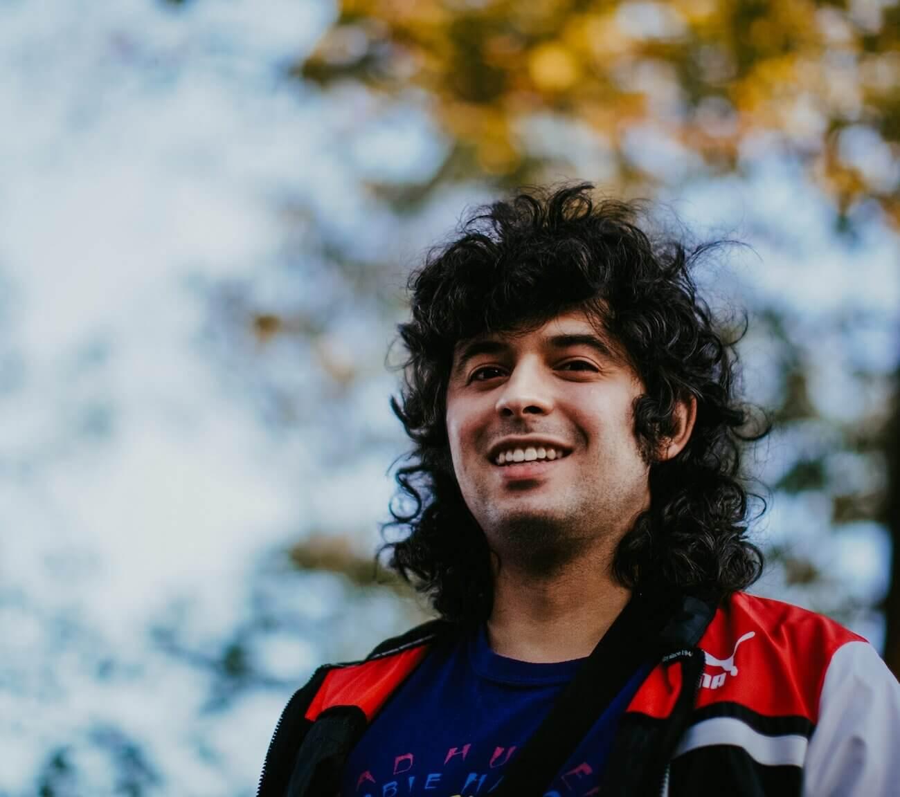 https://outsetlive.com/wp-content/uploads/2025/07/Flamingosis-Press-Photo-1300x1152.jpg