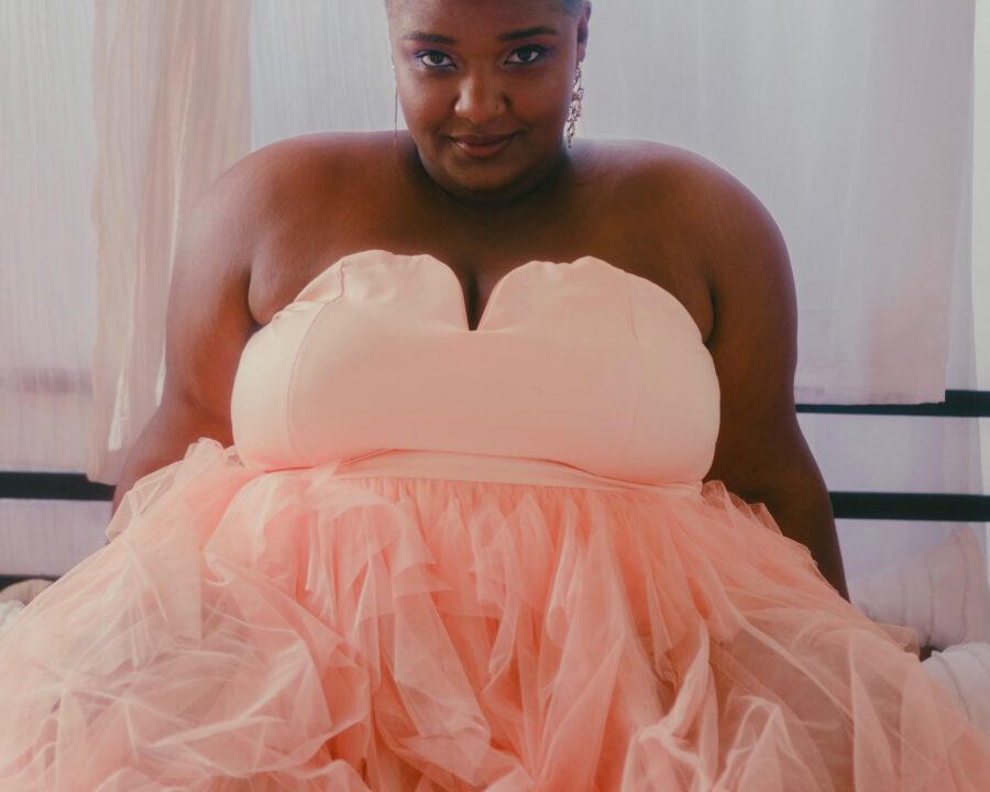 https://throughtherecordshop.com/wp-content/uploads/2022/09/Alysha-Monique-900x720.jpg