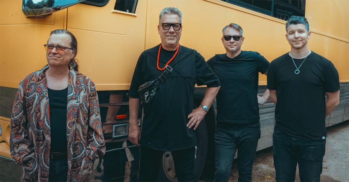 https://www.jamusa.com/assets/img/violent-femmes-header-04d34cd9cb.jpg